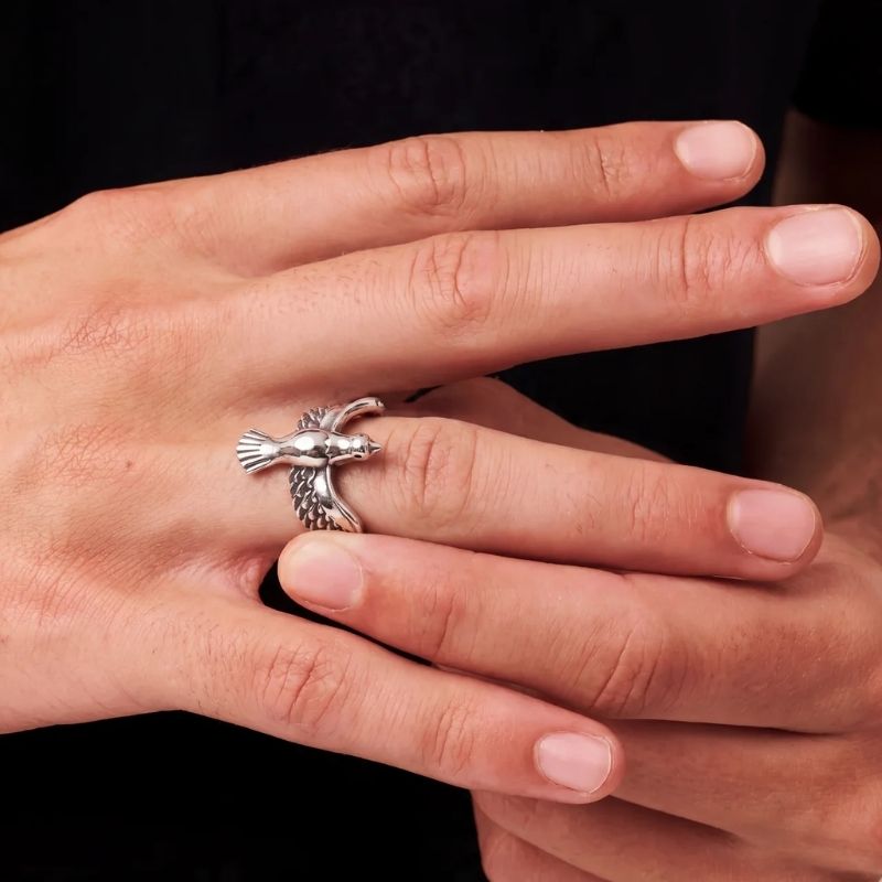 Falcone Ring