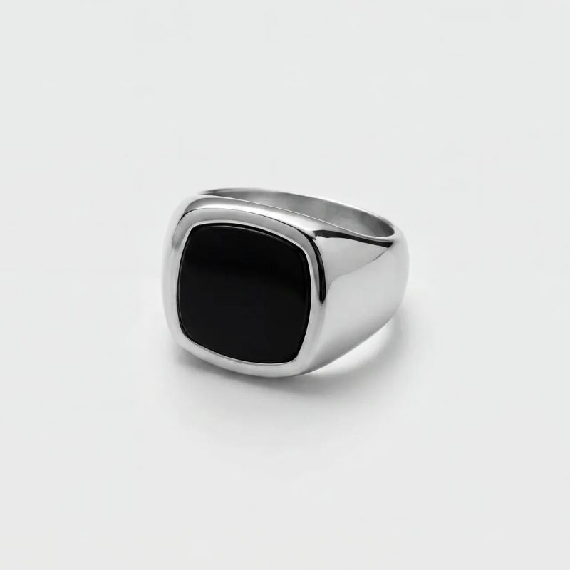 Anillo Piedra Negra