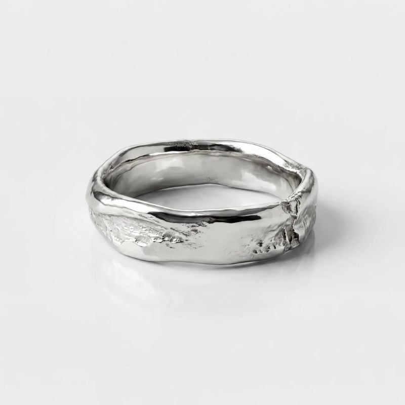 Anillo Molten